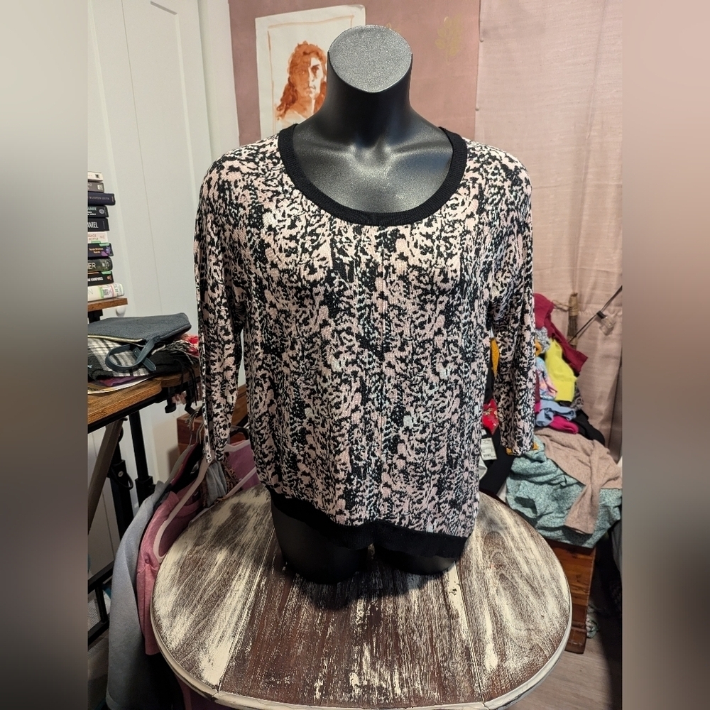 Philosophy print long sleeve sweater size medium